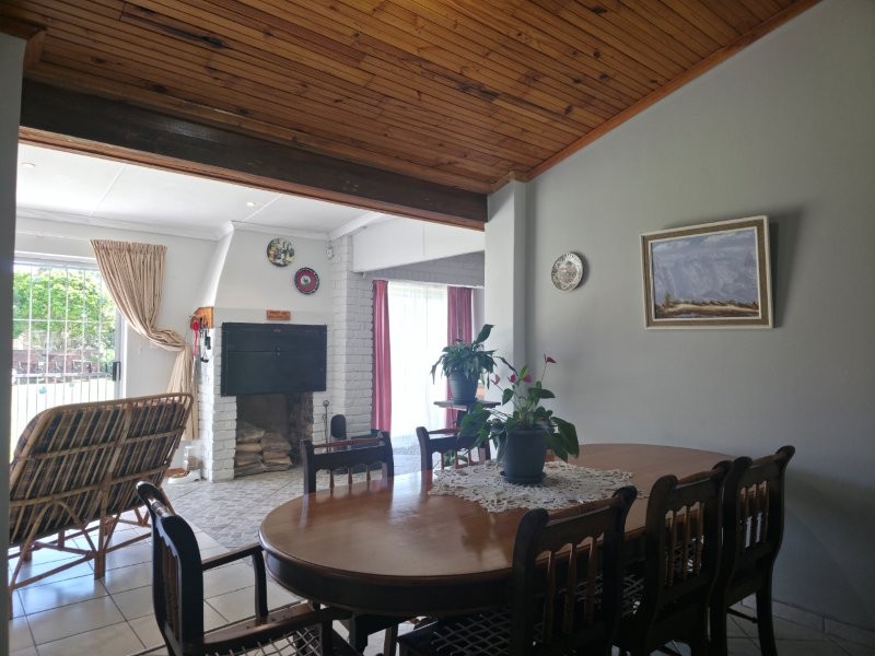 3 Bedroom Property for Sale in Wavecrest Eastern Cape